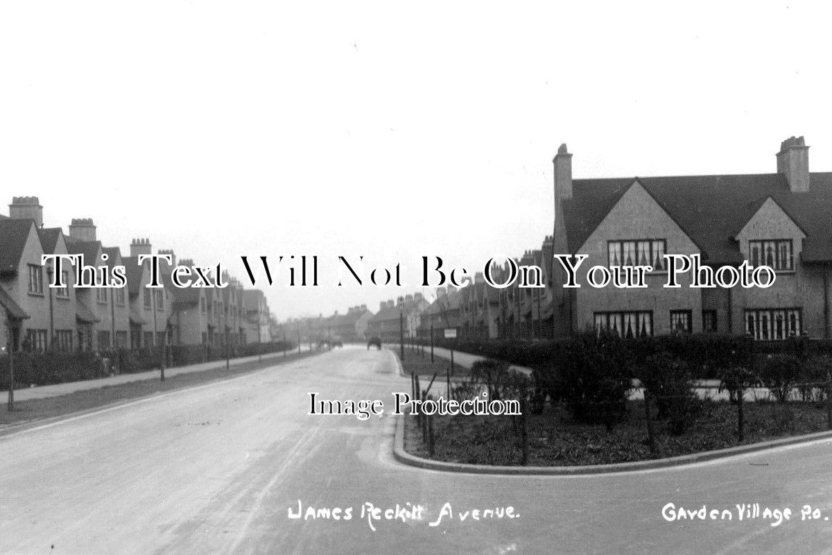 YO 3466 - James Reckitt Avenue, Hull, Yorkshire