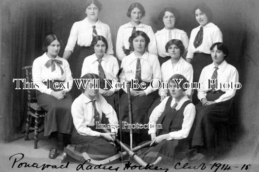 YO 3508 - Pontefract Ladies Hockey Club, Yorkshire 1914-15