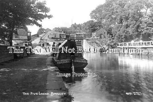 YO 3543 - The Five Locks, Bingley, Leeds-Liverpool Canal, Yorkshire