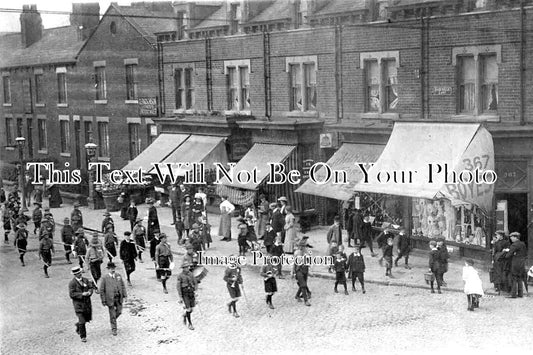 YO 3699 - Boy Scouts Parade, Harehills Lane, Leeds, Yorkshire c1912