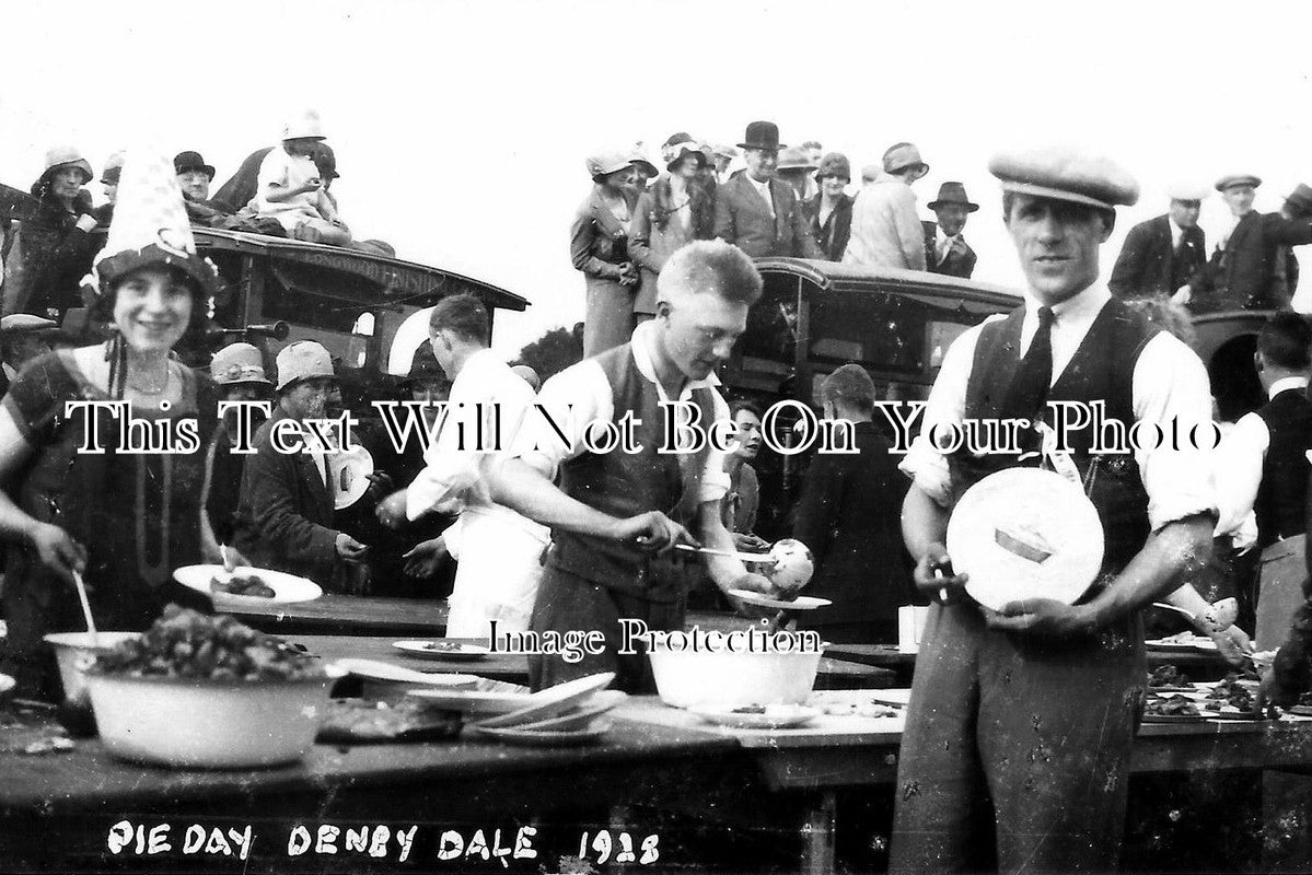 YO 372 - Pie Day, Denby Dale, Yorkshire c1928