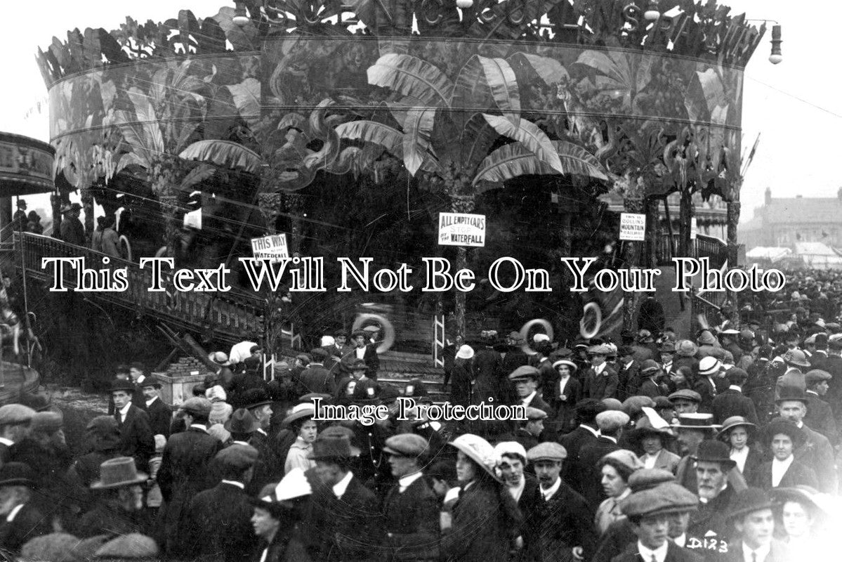 YO 3879 - Waterfall, Hull Fair, Yorkshire