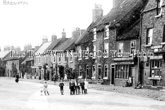 YO 3906 - Brompton Post Office, Yorkshire