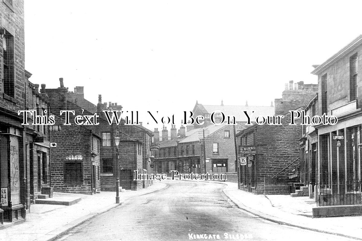 YO 3909 - Kirkgate, Silsden, Yorkshire