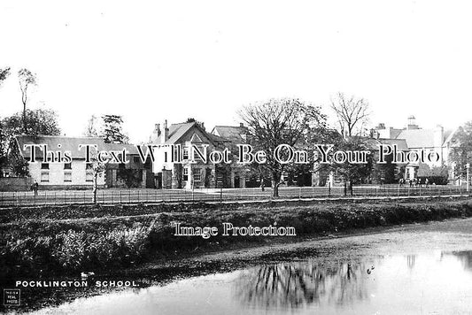 YO 4177 - Pocklington School, Yorkshire