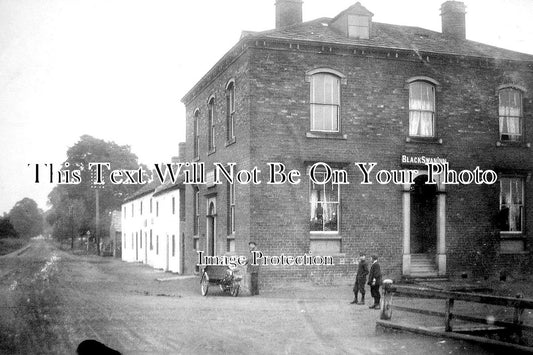 YO 4218 - Black Swan Inn, Foggathorpe, Yorkshire c1911