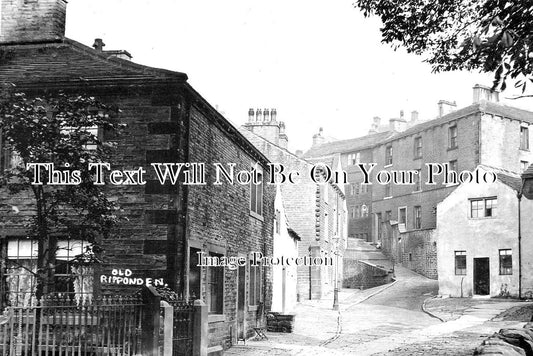 YO 4348 - Old Ripponden, Yorkshire