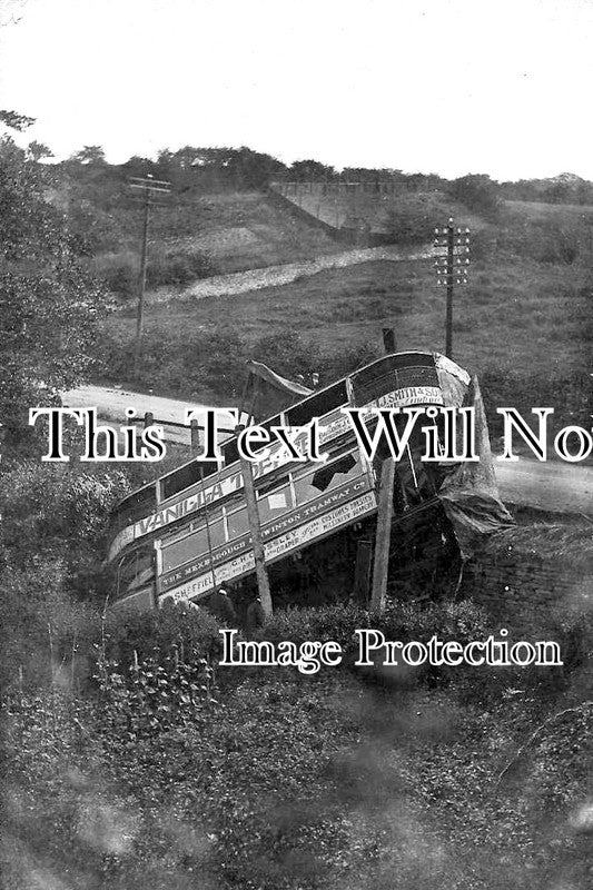 YO 4387 - Pitt Hill Tram Smash, Warren Vale Road, Swinton, Mexborough 1908