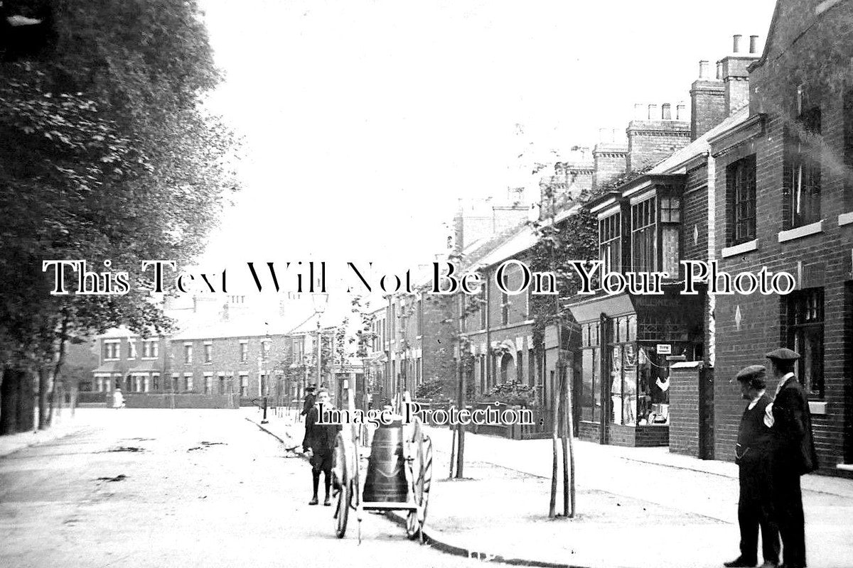 YO 4398 - Southcoate Lane, Hull, Yorkshire