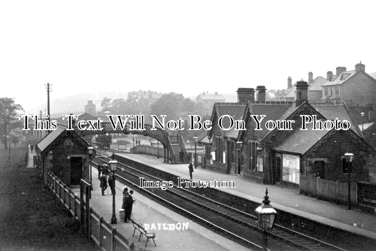 YO 4413 - Baildon Railway Station, Yorkshire