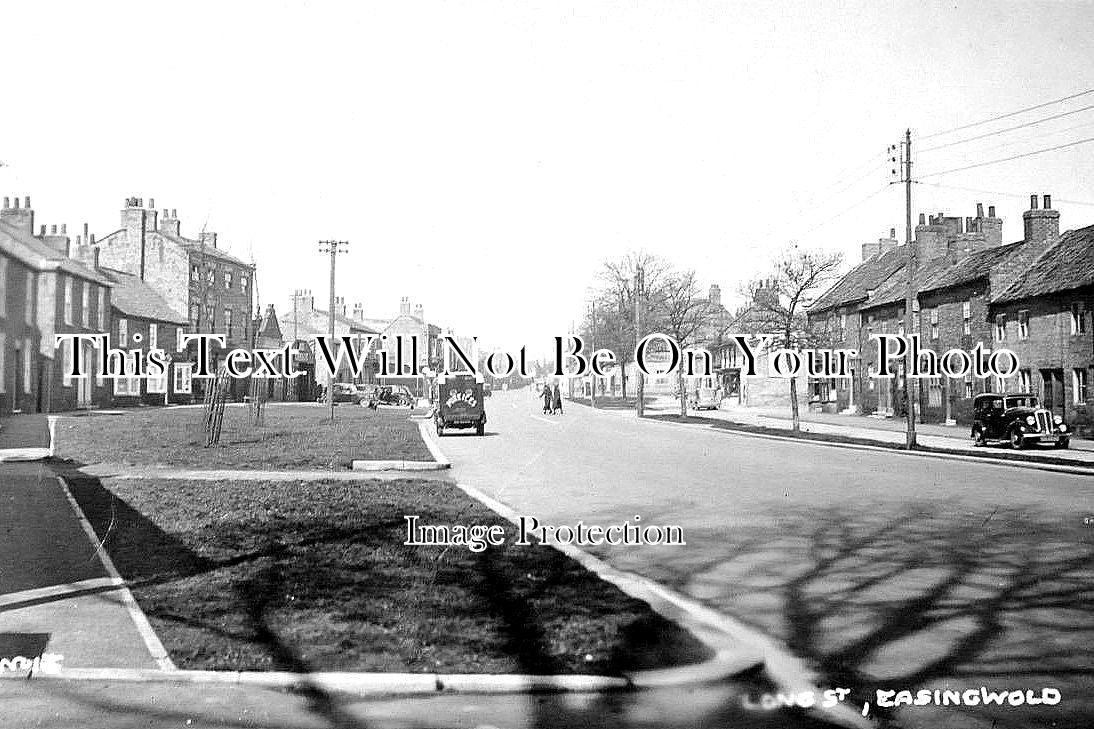 YO 4423 - Long Street, Easingwold, Yorkshire c1948
