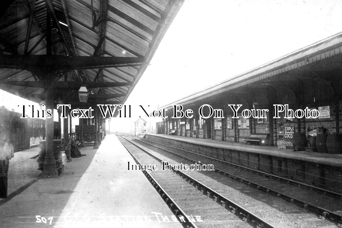 YO 4515 - Thorne Railway Station, Yorkshire