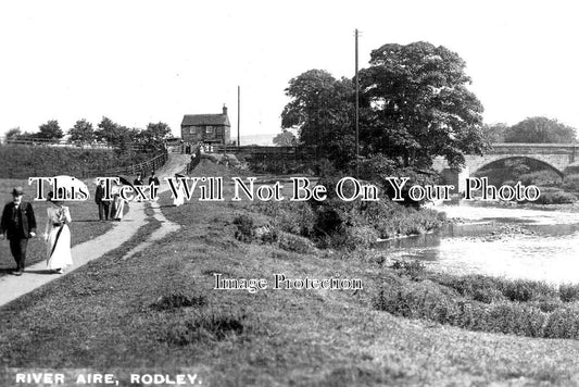 YO 4541 - River Aire, Rodley, Yorkshire