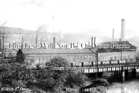 YO 4641 - The Forge, Kirkstall, Yorkshire