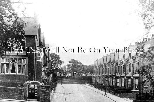 YO 4643 - Roundhay Place, Harehills, Yorkshire