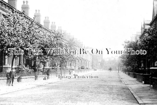 YO 4644 - Markham Avenue, Harehills, Yorkshire