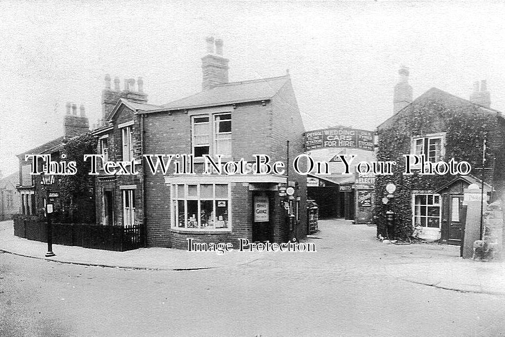 YO 4752 - Hutchinson Garage, Headingley, Leeds, Yorkshire
