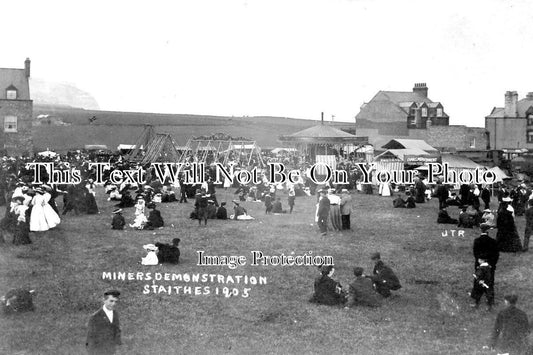 YO 4772 - Miners Demonstration, Staithes, Yorkshire c1905