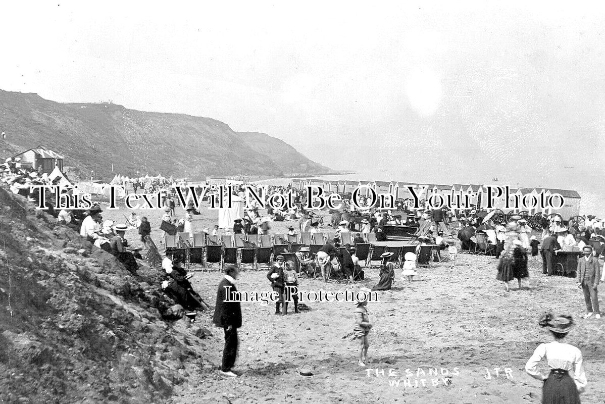 YO 4791 - The Sands, Whitby, Yorkshire