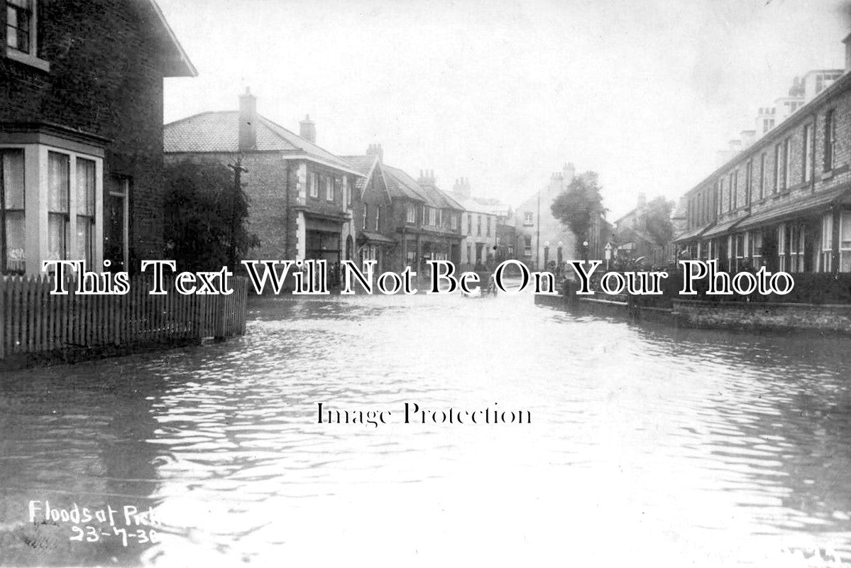 YO 4817 - Pickering Floods Of 1930, Yorkshire