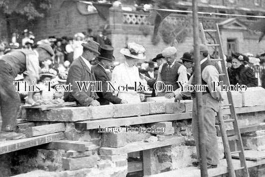 YO 4885 - Stone Laying, Pateley Bridge, Yorkshire 1908