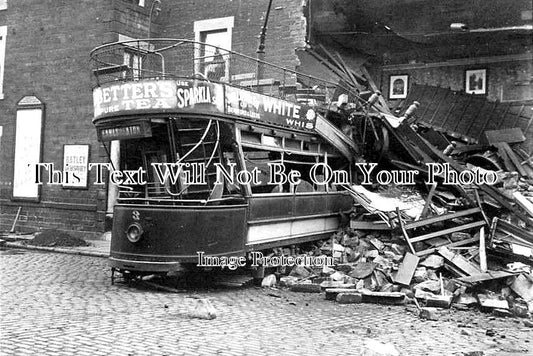 YO 4892 - Dewsbury Tram Smash, Yorkshire 1915
