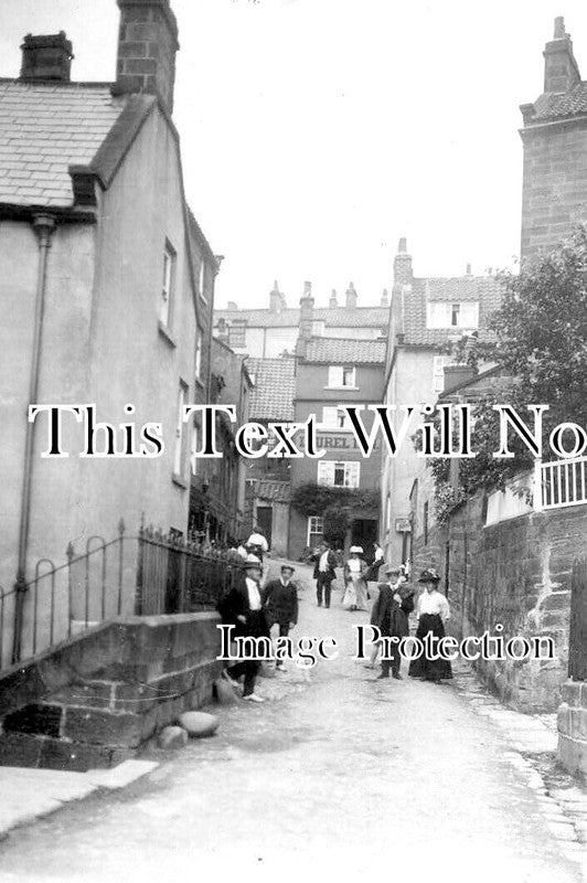 YO 4930 - Robin Hoods Bay, Yorkshire