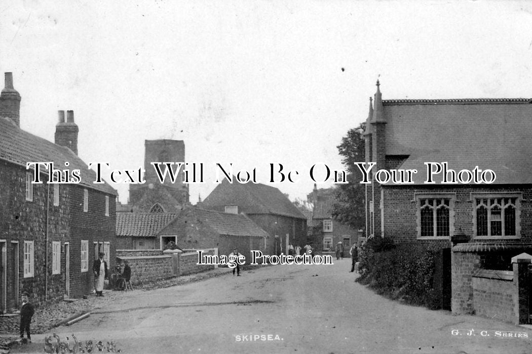 YO 509 - Skipsea Village, East Yorkshire c1916