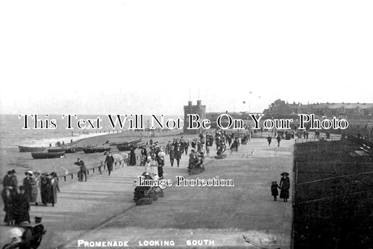 YO 5163 - Withernsea Promenade Looking South, Yorkshire c1915