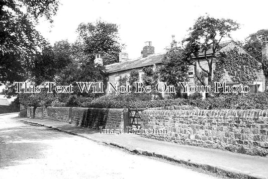 YO 5203 - Hark To Rover, Kirkstall, Yorkshire