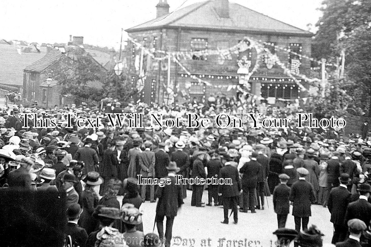 YO 5209 - Coronation Day At Farsley, Leeds, Yorkshire 1911