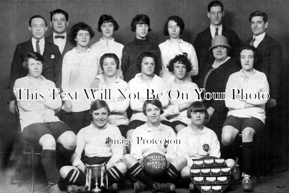 YO 527 - Honeywell Ladies Football Team, Barnsley, Yorkshire 1926-7