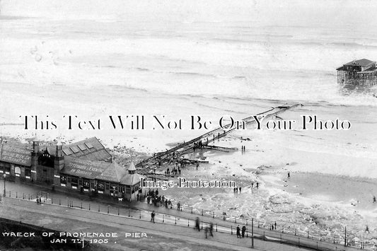 YO 528 - Scarborough Pier Disaster, Yorkshire 1905