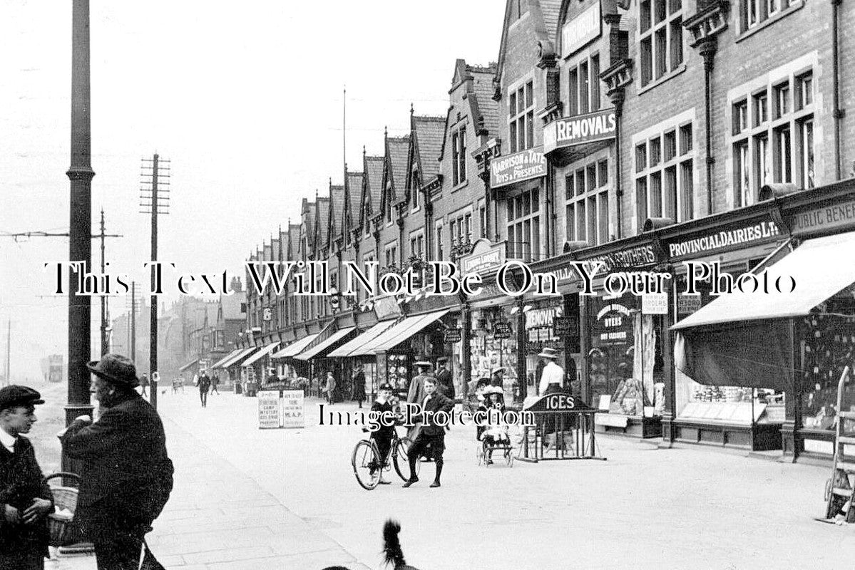 YO 5355 - The Parade, Harehills, Leeds, Yorkshire c1910
