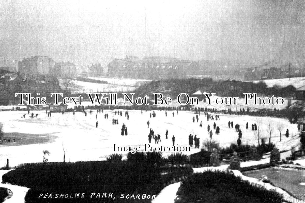 YO 5376 - Skating On Peasholm Park, Scarborough, Yorkshire