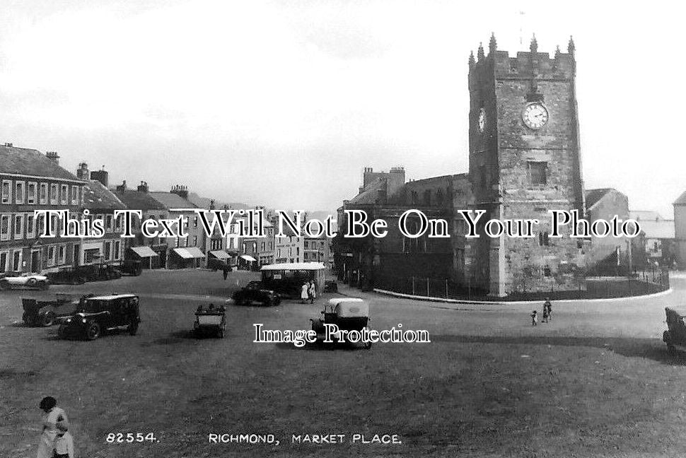 YO 5560 - Richmond Market Place, Yorkshire