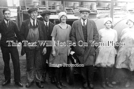 YO 5597 - Coke Oven Workers, Crigglestone Colliery, Yorkshire c1920