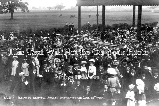 YO 5742 - Bentley Hospital Sunday Demonstration, Yorkshire 1909