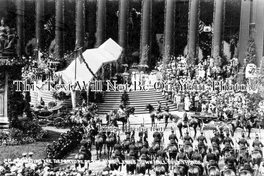 YO 5794 - The King At Leeds Town Hall, Yorkshire 1908