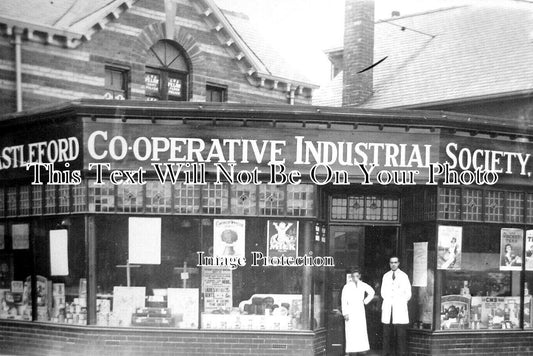 YO 5858 - Castleford Co-Operative Society Shop, Yorkshire c1930