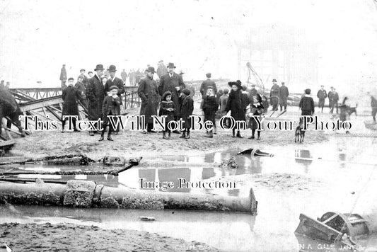YO 5878 - Wreck Of North Bay Pier, Scarborough, Yorkshire