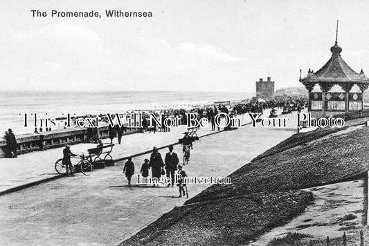 YO 605 - Withernsea Promenade, Yorkshire