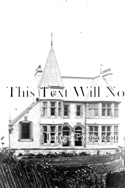 YO 6066 - House At Whitby, Yorkshire