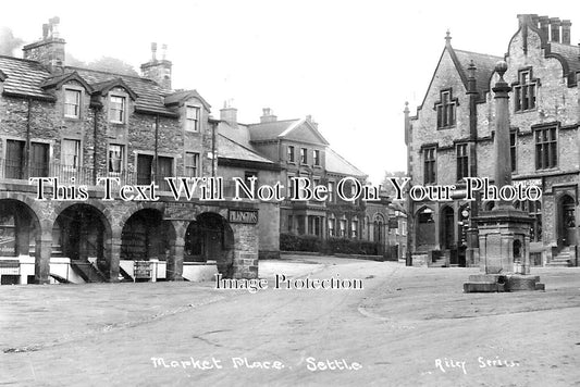 YO 6194 - Market Place, Settle, Yorkshire