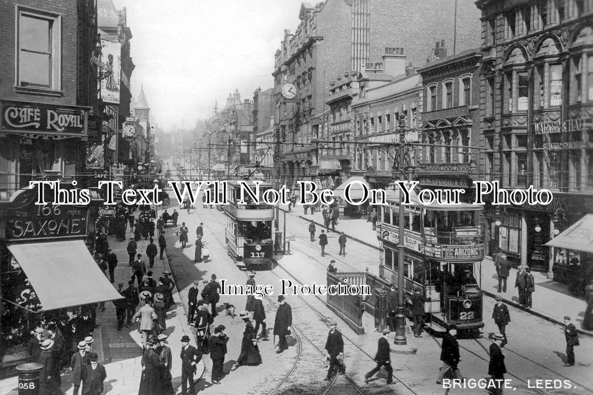 YO 632 - Briggate, Leeds, Yorkshire c1910