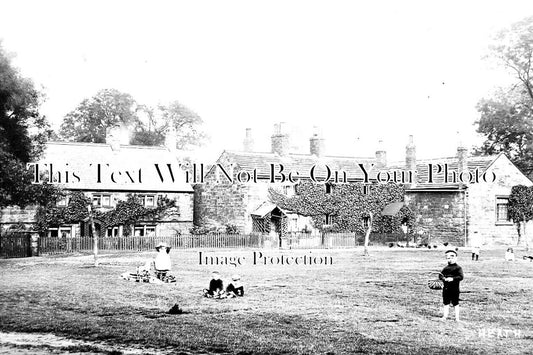 YO 6395 - Heath, Wakefield, Yorkshire c1906