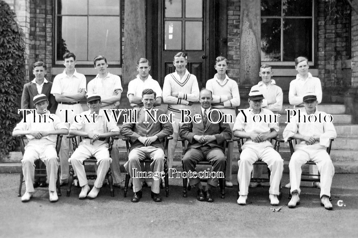 YO 640 - Cricket Team, Nunthorpe Secondary School, Yorkshire c1933