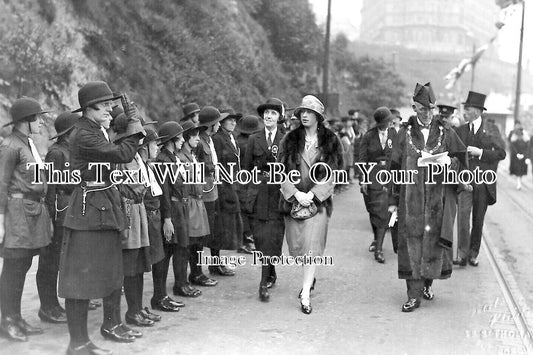 YO 6408 - Girl Guides Ar Scarborough, Yorkshire