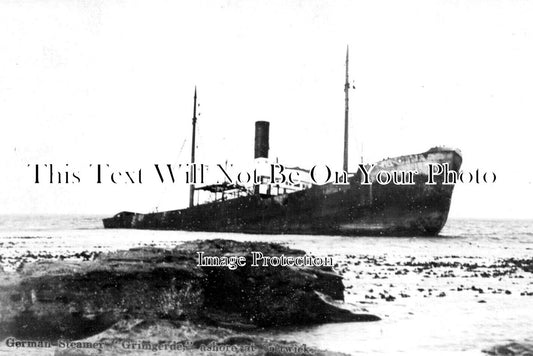 YO 6482 - Steamer Grimgerde Shipwreck, Saltwick Bay, Yorkshire