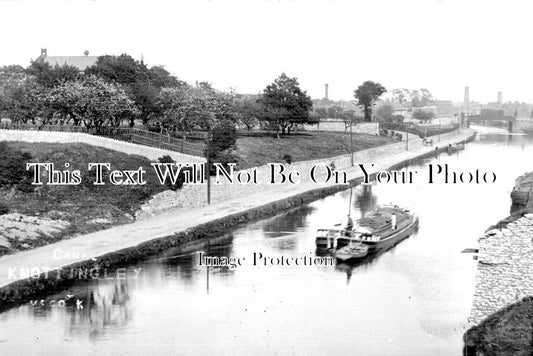 YO 6490 - Knottingley Canal & Barge, Yorkshire